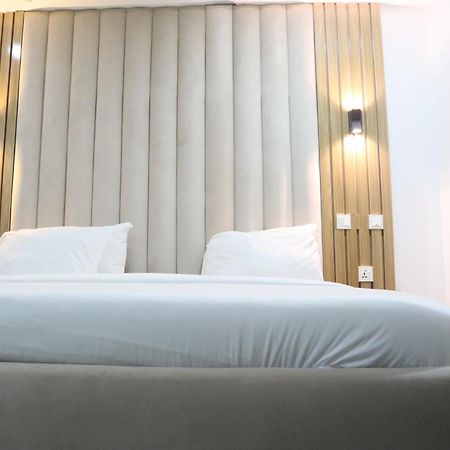 אבוג'ה Events & Suites מראה חיצוני תמונה